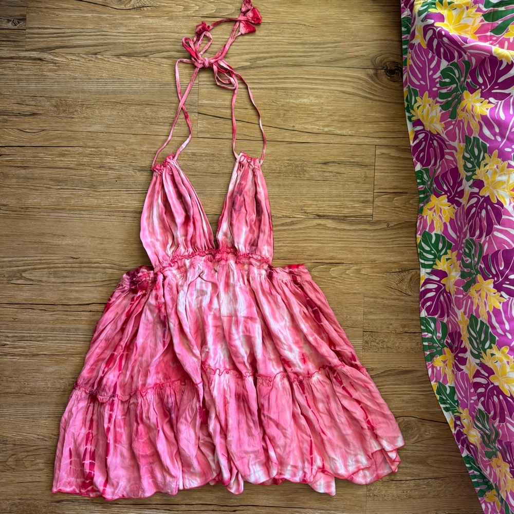 NWT Tiare Hawaii Pink Tie-Dye Halter Dress adjustable